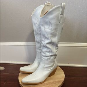 White Women's Western Knee-High Boots